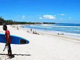 Breakers à Bali : La destination familiale parfaite pour surfer en famille